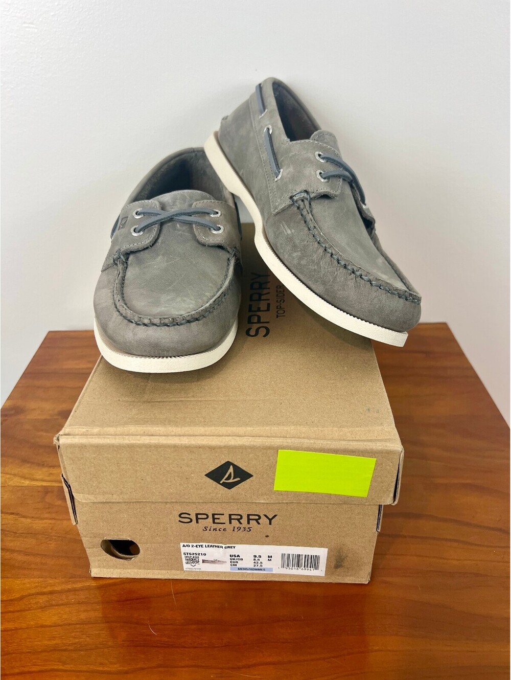 Sperry A/O 2-Eye Leather Boat Shoes Grey Men’s 9.5 Top-Sider NWT